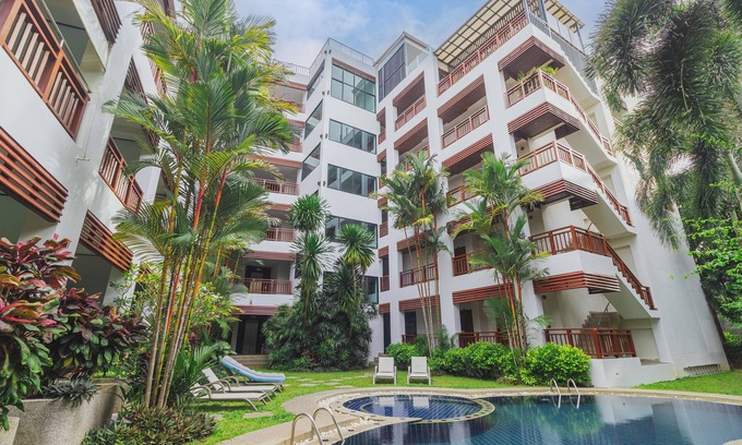 Si Sunthon Wohnung | 1BR with Pool &Gym Prime Location C233