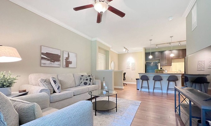 Lutz Wohnung | 1st Floor Apt with Nature Views, Prime North Tampa