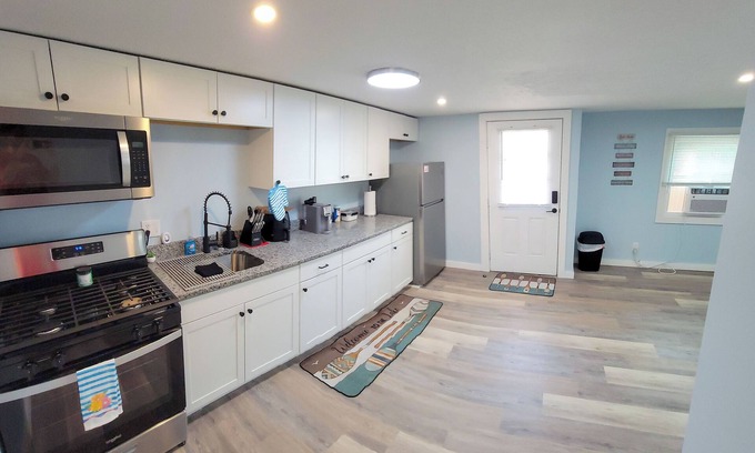 Geneva-on-the-Lake Wohnung | 1st Floor Beach Access 2 Bedroom Apartment U10 in Geneva