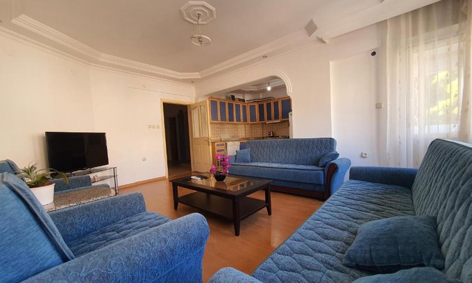 Liman Mahallesi Wohnung | 2+1 100m2 2 WC Near sea side 300m 100mbs wifi