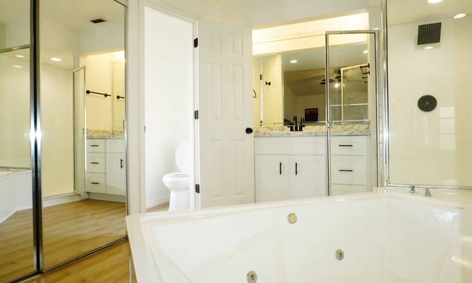 Oak Ridge Eigentumswohnung | 2 Bed / 2 Bath Condo