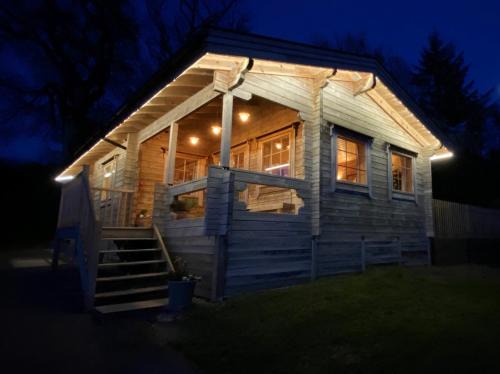 Child Okeford Haus | 2 Bed in Blandford Forum 61027