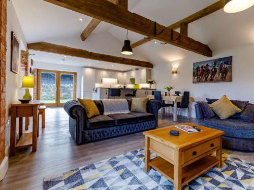 Moreton Haus | 2 Bed in Ledbury 60202