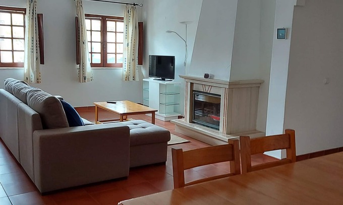 Vila Nova de Milfontes Wohnung | T2 Domingas 600m vom Strand mit Internet