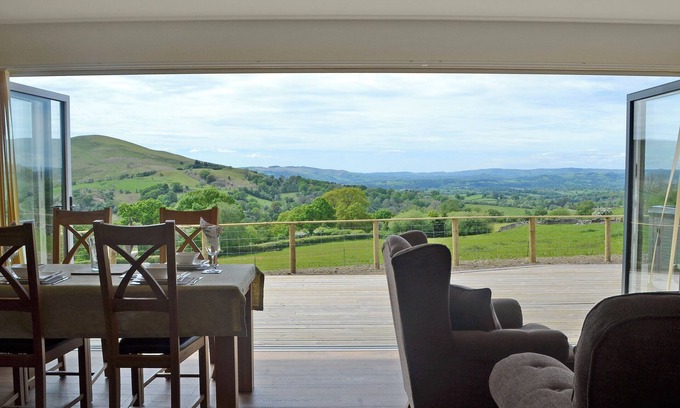 Disserth and Trecoed Hütte | 2 Schlafzimmer Unterkunft in Howey, near Llandrindod Wells