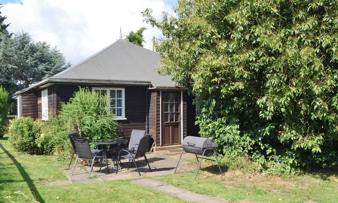 East Dereham Hütte | 2-Zimmer-Unterkunft in Scarning, in der Nähe von Dereham