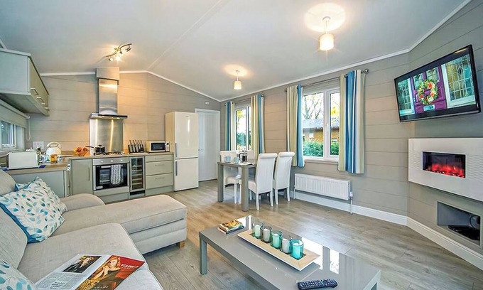 Low Catton Skihütte | 2 Schlafzimmer Unterkunft in Welburn