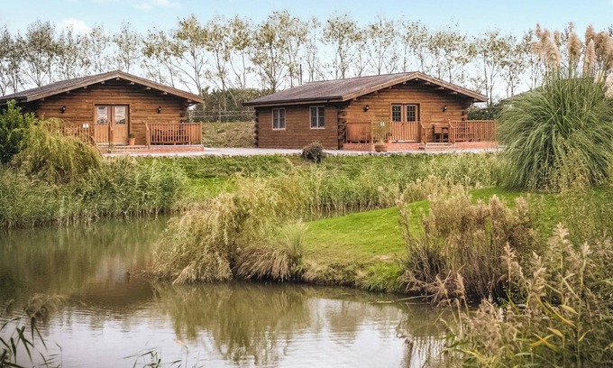 Old Leake Hütte | 2 bedroom accommodation in Boston