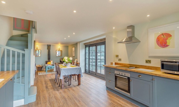 Malton Hütte | 2 bedroom accommodation in Great Habton, near Malton