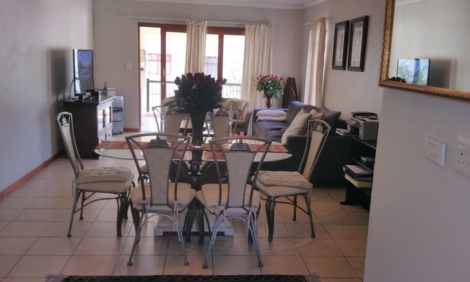 Kareeberg Haus | 2 schlafzimmer wohnung