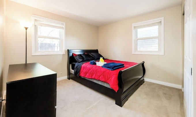 Lima Haus | 2-bedroom available in a shared home with WiFi, AC, and a Inground pool to use.