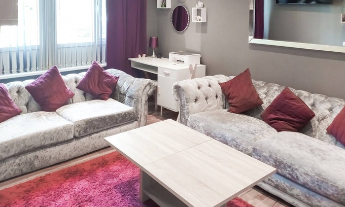Newcastle-upon-Tyne Hütte | Welcome to Your Perfect Getaway in Newcastle.