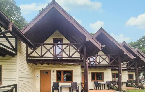 Łazy Haus | 2 Bedroom Nice Home In Lazy