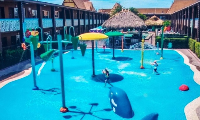 Cocoa Beach Resort | 2-bedroom resort in fantastic Cocoa Beach with WiFi, AC, on the beach