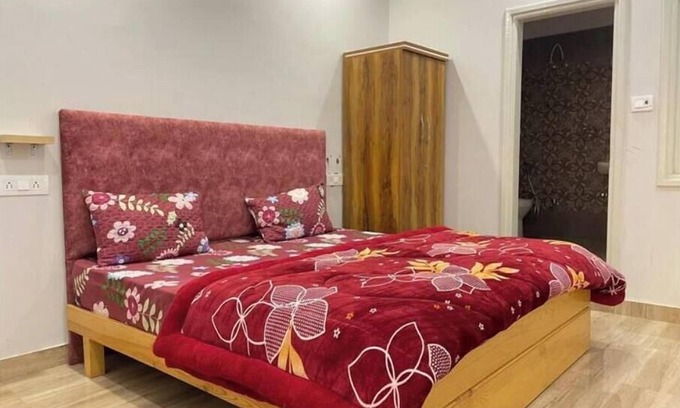 Bullawala Wohnung | 2 BHK apt w Wifi/Couch & kitchen - Special Offer