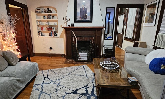 Gainesville Hütte | 2 Blocks to UF Campus in Midtown & 10min Walk to Ben Griffin Stadium, Free Wi-Fi