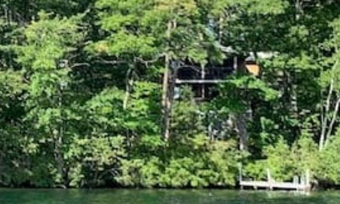 Wolfeboro Hütte | 2 Home Compound on Lake Winnipesaukee with Private Docks - Linens Provided
