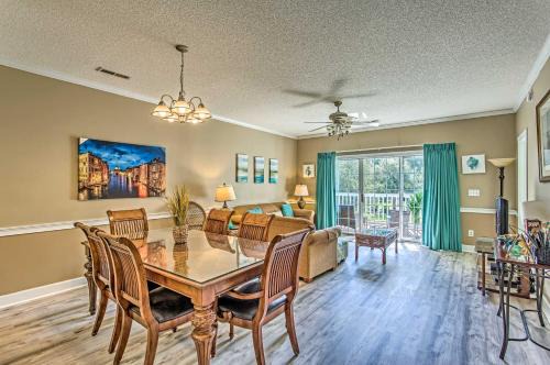 Central Myrtle Beach Wohnung | 2 Mi to Beach Myrtlewood Condo with Resort Perks!