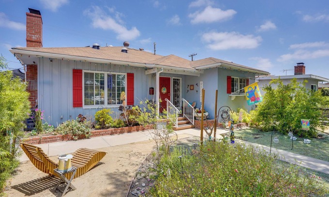 Harbor Haus | 2 Mi to Cal State Long Beach: Bungalow w/ Hot Tub!