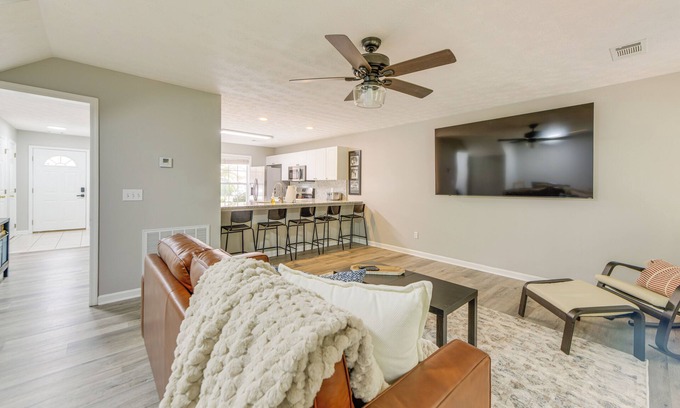 Auburn Eigentumswohnung | 2 Mi to Tiger Territory! Condo w/Community Pool