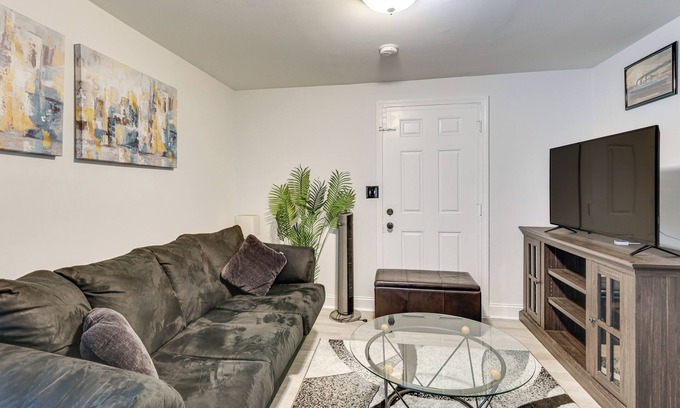 Worcester Wohnung | < 2 Mi to UMass Health & Dtwn: Traveling Pros Hub