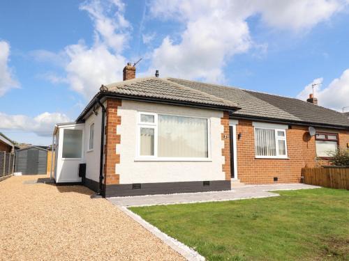 Garstang Haus | 2 Pine Grove