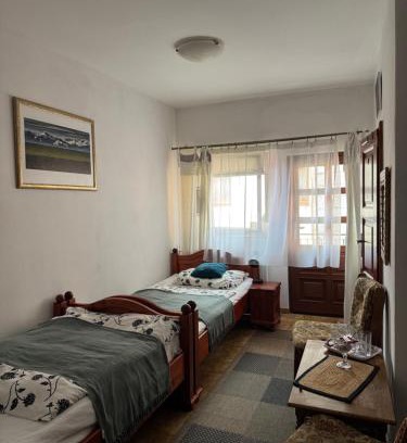 Trstena Wohnung | 2- posteľová izba s kúpeľňou EMKA v PENZION TRSTENÁ