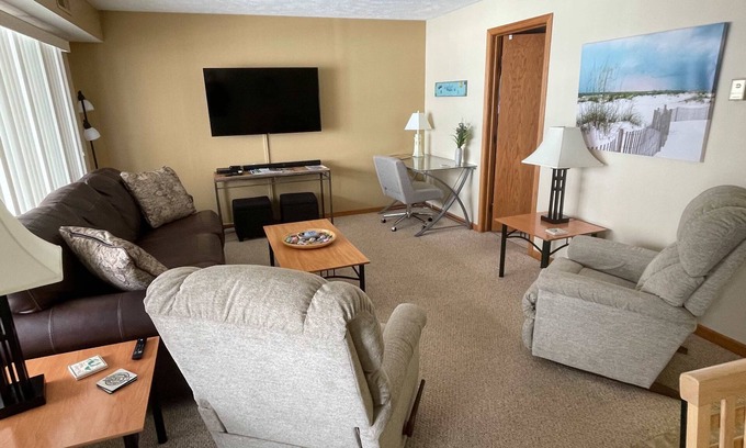 Elk Rapids Eigentumswohnung | ELK RAPIDS # 20 GRAND TRAVERSE BAY CONDO