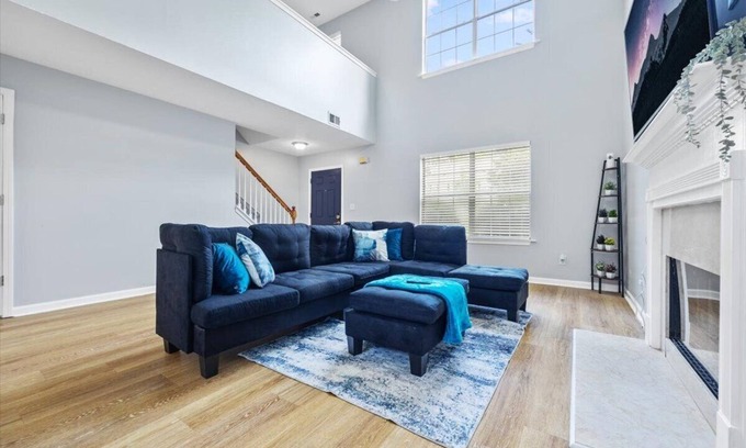 Decatur Haus | 20 min Downtown 5bed Quiet Neighbourhood