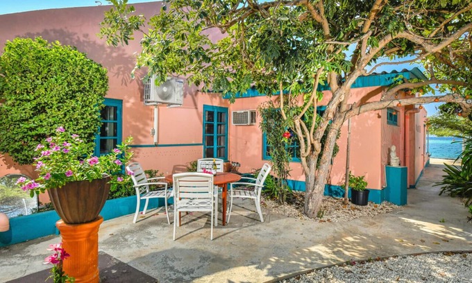 Savaneta Haus | Romantische Beachside Suite mit 1 Schlafzimmer