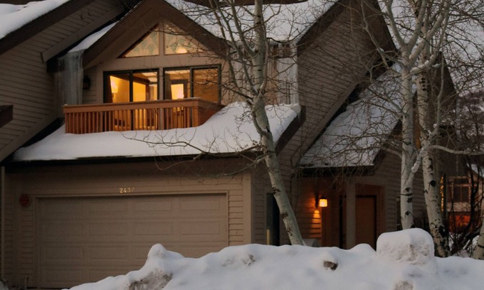 Deer Valley Haus | Modernes Stadthaus in Lower Deer Valley aktualisiert