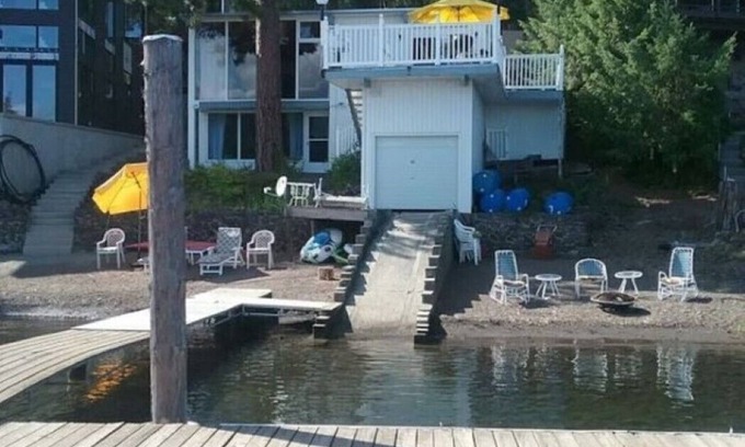 Worley Kabine | Location, Location, Location! Only 395 a night for entire cabin plus boat slip!