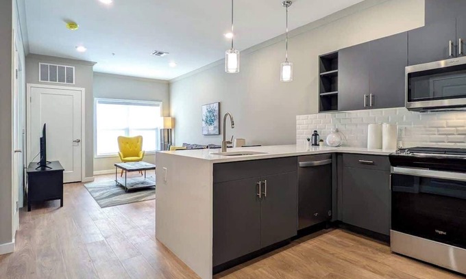 Dunellen Wohnung | 212 Modern 1BR Apt Walk to NJTransit
