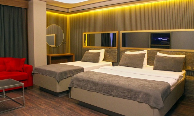 Kartal Hotel | 216 Eagle Palace Suite