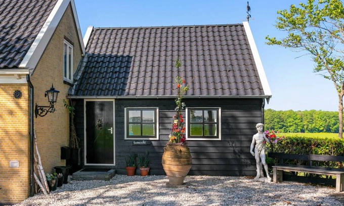 Zuid-Beijerland Sonstige | 25 m² Unterkunft ∙ 1 Schlafzimmer ∙ 2 Gäste