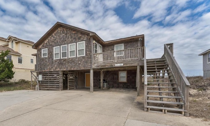 Carolina Dunes Haus | 2877 - Carolina Dreamin by Resort Realty