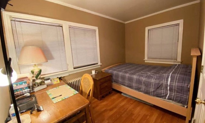 Fifeville Haus | 2B1B with Private Entrance - 5 Min Walk to UVA