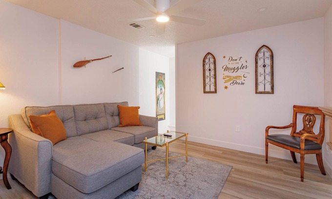 Southwest Orlando Haus | 2Br Harry Potter Themed Home 7mins from Universal