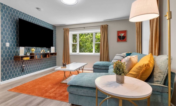 Westside Norwich Wohnung | 2BR, Modern, Relaxing, 2.1Mi To Mohegan