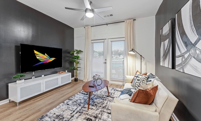 Yulee Wohnung | 2BR on 1st floor with Pool, Gym, Bikes, Grill, 2 King Beds, and a Sleeper Futon