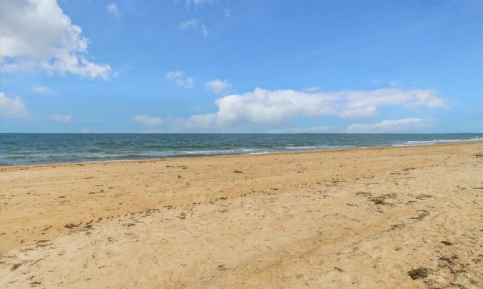 Cottage Line Wohnung | 2BR Sand Dune Suite | Beach | Pool | Balcony