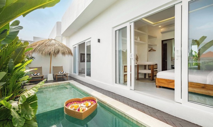 Cemagi Villa | 2BR Tropical Villa with Rooftop & Private Pool