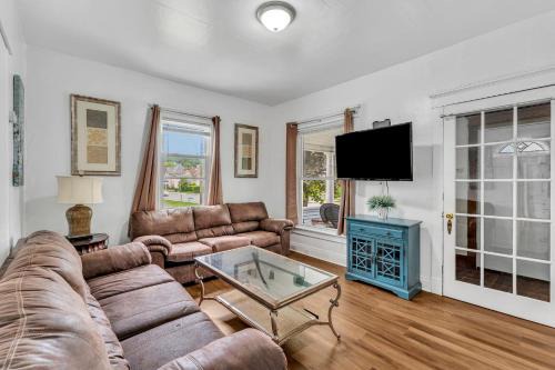 Oneonta Wohnung | 2nd Base Apt 1 All Star Baseball Rentals