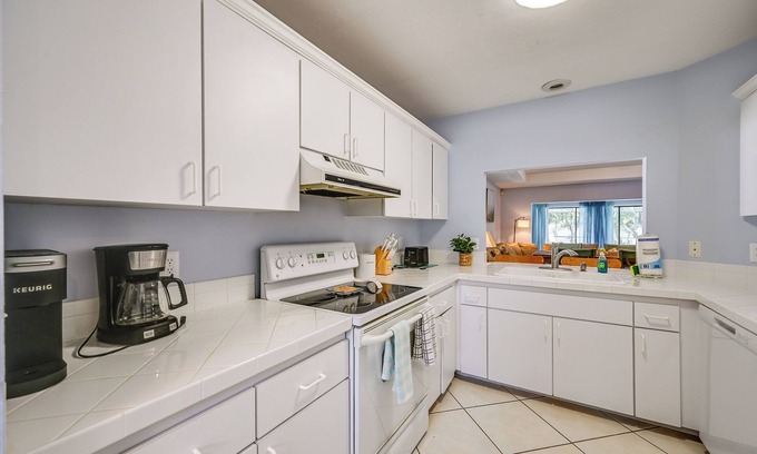 North Naples Hütte | 3/4 Mi to Delnor-wiggins Pass: Naples Getaway