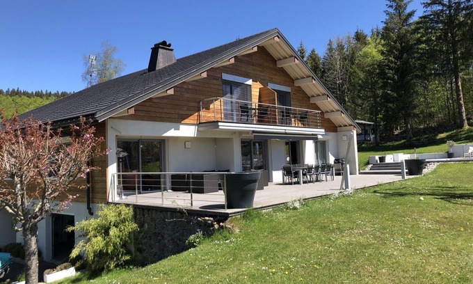 Les Rousses Wohnung | 3 * 85 m2 unabhängige Wohnungen in einem modernen Haus mit privater Garage
