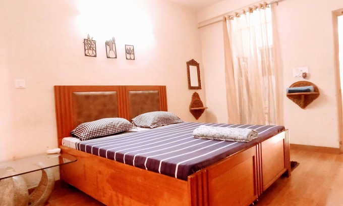 Landran Wohnung | 3 BDR Condo With Ample Parking