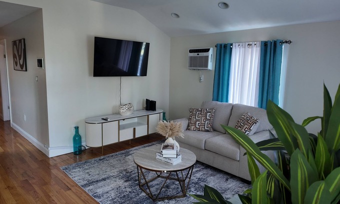 Rochdale Wohnung | 3-bedroom 2BR apartment in fabulous Queens CLOSE TO JFK