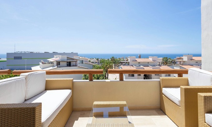 El Tezal Eigentumswohnung | 3-bedroom condo in charming Cabo San Lucas with AC, WiFi, fitness room