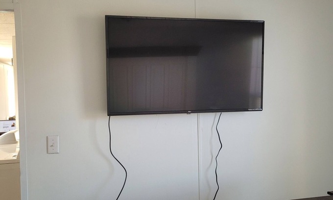 Lake Charles Haus | 3-Bedroom Home Near Moss Bluff – Cozy, Pet-Friendly, Perfect for Extended Stays!