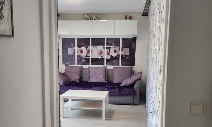 Pontault-Combault Haus | 3-bedroom house surrounded by a garden near Paris and Disney